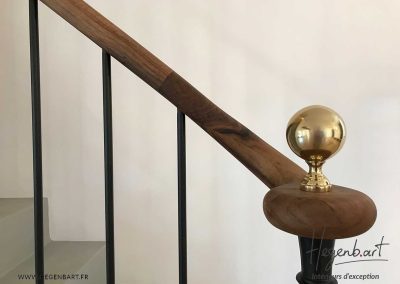 Main courante courbe élégante pour un mas marseillais