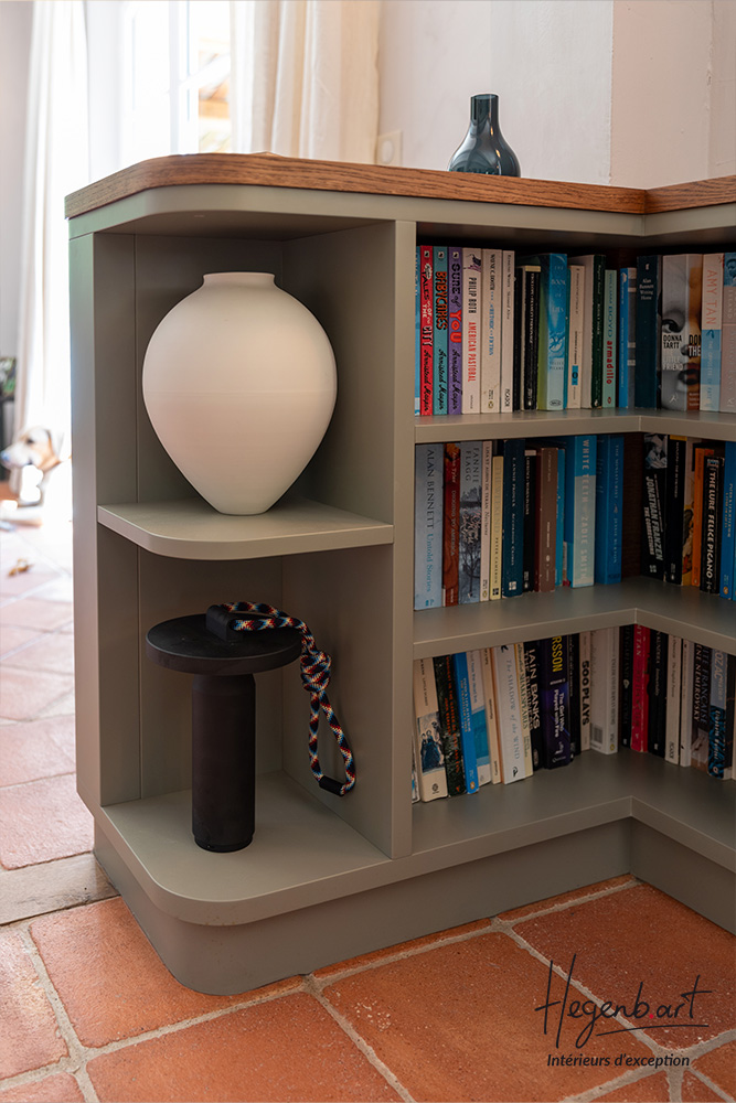 bibliotheque angle pour livres de poche sur mesue by hegenbart